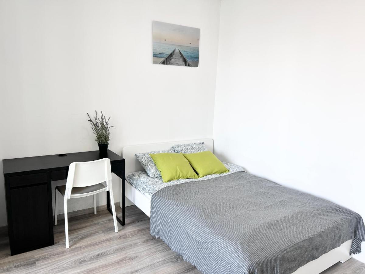 New 2022 Family&Friends Downtown Ac 3Br 2Ba Free Parking Big Balcony Near Metro&Train Station Self Check-In Apt Budapeşte Dış mekan fotoğraf