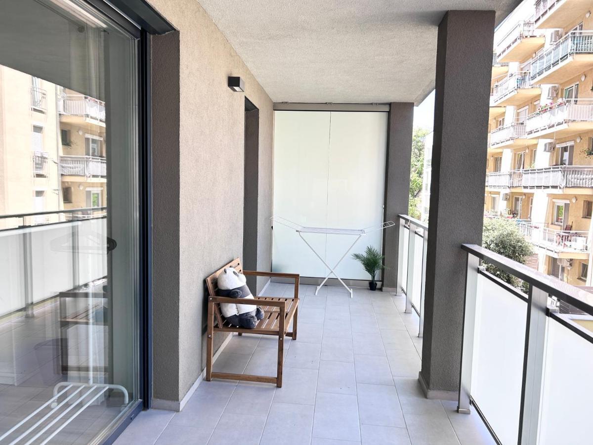New 2022 Family&Friends Downtown Ac 3Br 2Ba Free Parking Big Balcony Near Metro&Train Station Self Check-In Apt Budapeşte Dış mekan fotoğraf