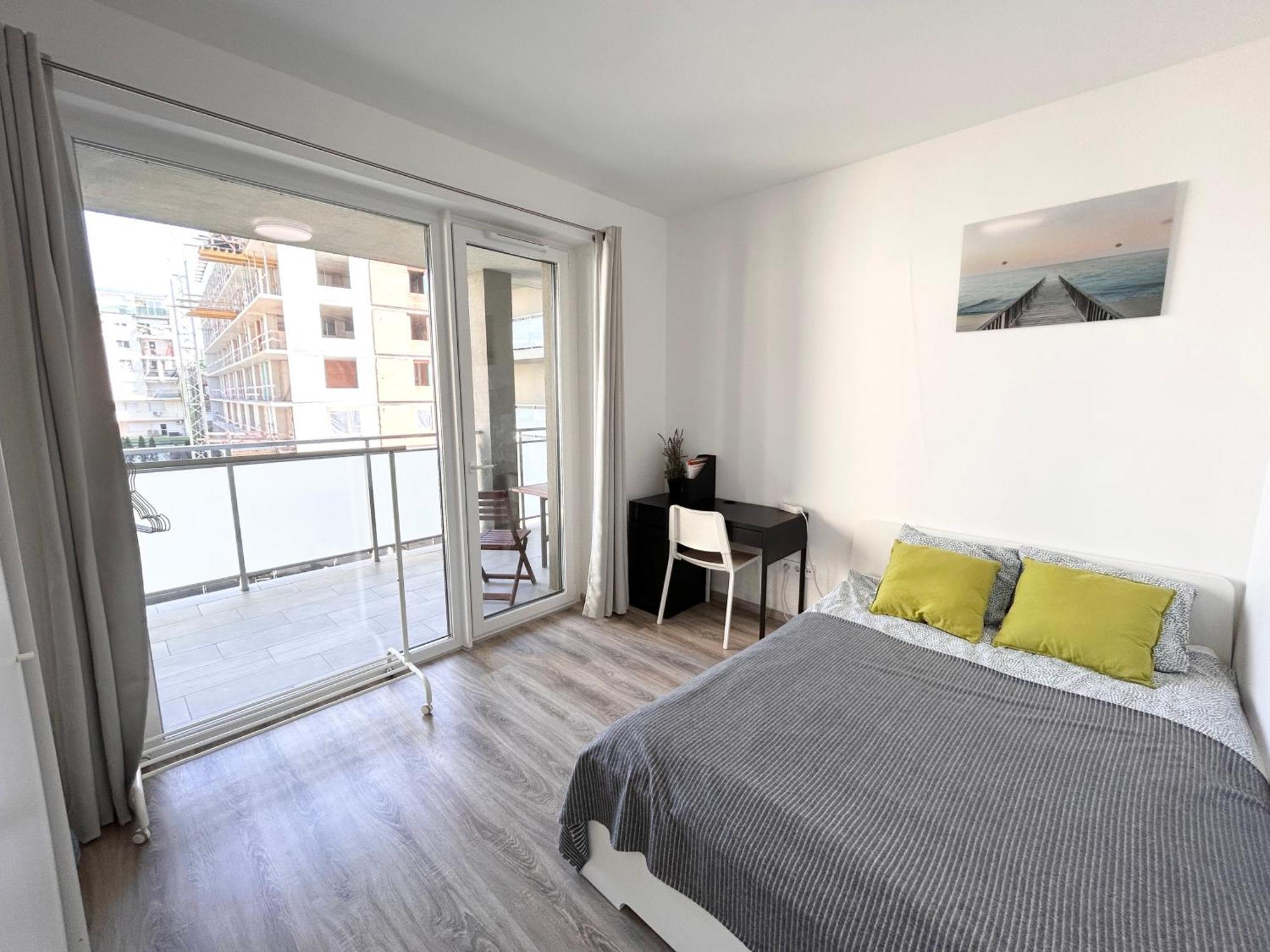 New 2022 Family&Friends Downtown Ac 3Br 2Ba Free Parking Big Balcony Near Metro&Train Station Self Check-In Apt Budapeşte Dış mekan fotoğraf
